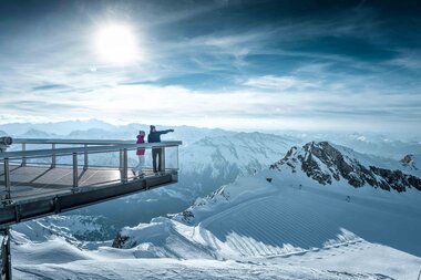 Enjoy the view more than 3000 metres above sea level in Zell am See-Kaprun | © Kitzsteinhorn