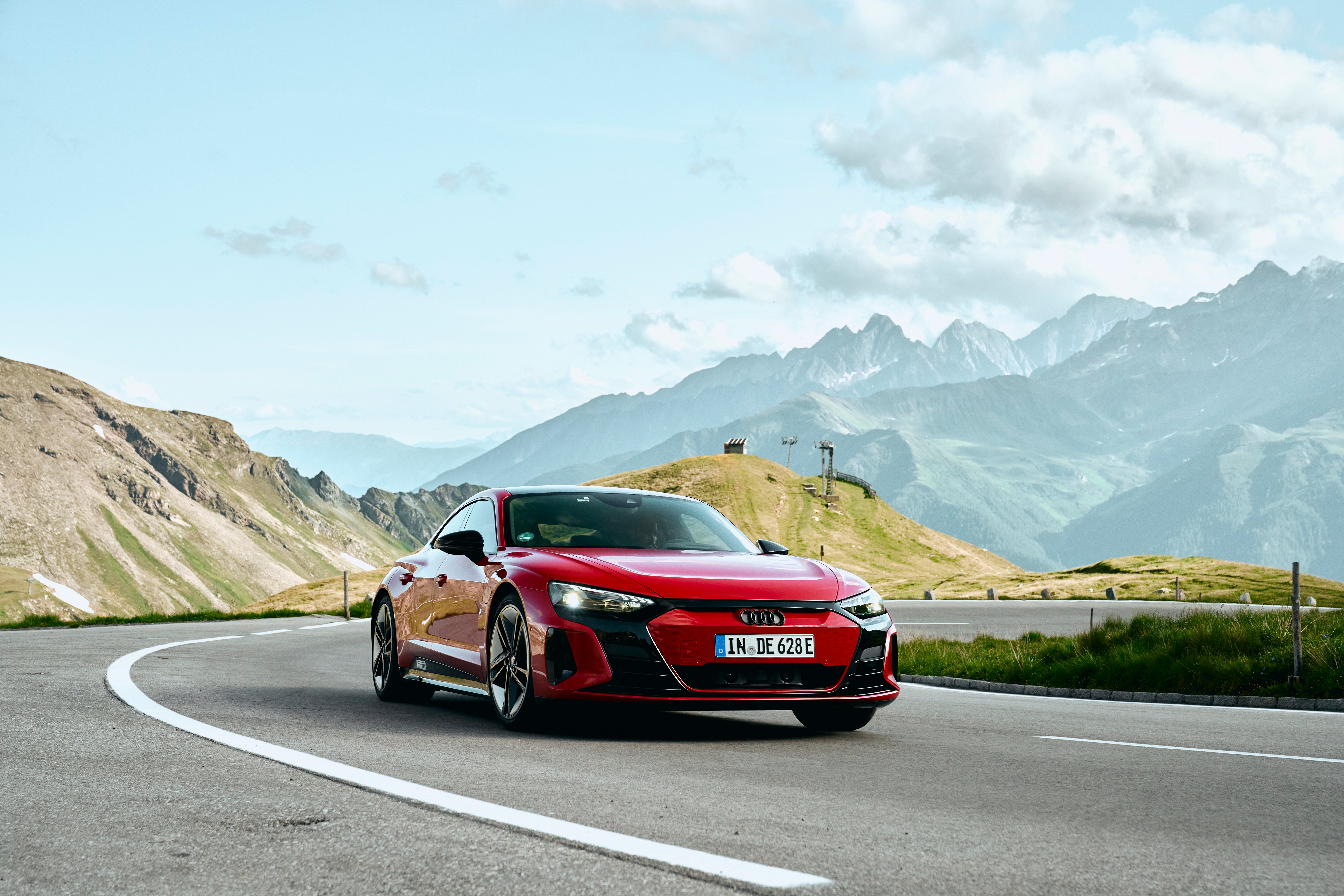 Going electric on the Grossglockner High Alpine Road  | © Agency LOOP New Media GmbH 