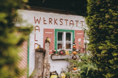 Die Waldwerkstatt - Mama Zillners eigene Töpferei in einem alten Haus in Zell am See | © Zell am See-Kaprun Tourismus