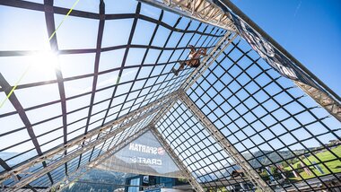 Ein Kletter-Hindernis beim Spartan Race in Österreich | © Zell am See-Kaprun Tourismus